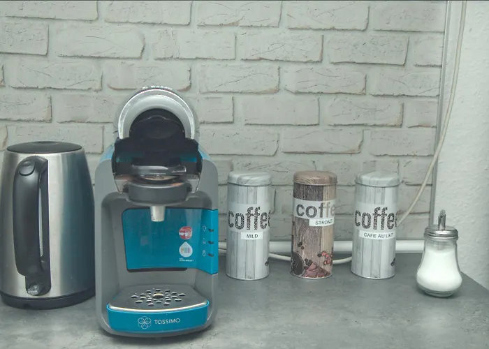 3 Schlafzimmer I Balkon I Tischkicker Fuer 5 Personen Nahe Uni & Center Daire