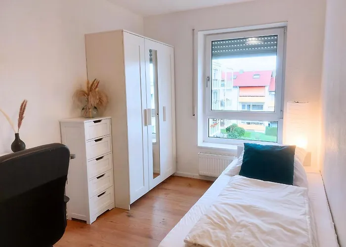 3 Schlafzimmer I Balkon I Tischkicker Fuer 5 Personen Nahe Uni & Center Daire Ulm